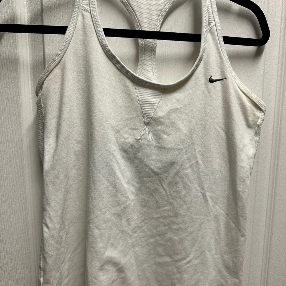 Nike Women's White Tank Top size L/ NWOT#497